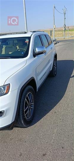 جيب جراند شيروكي